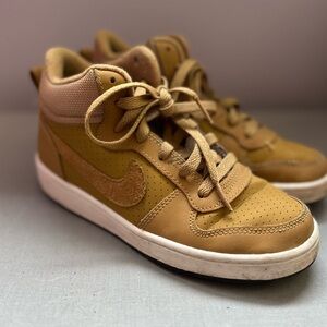 Nike Youth Court Borough Mid Sneakers.